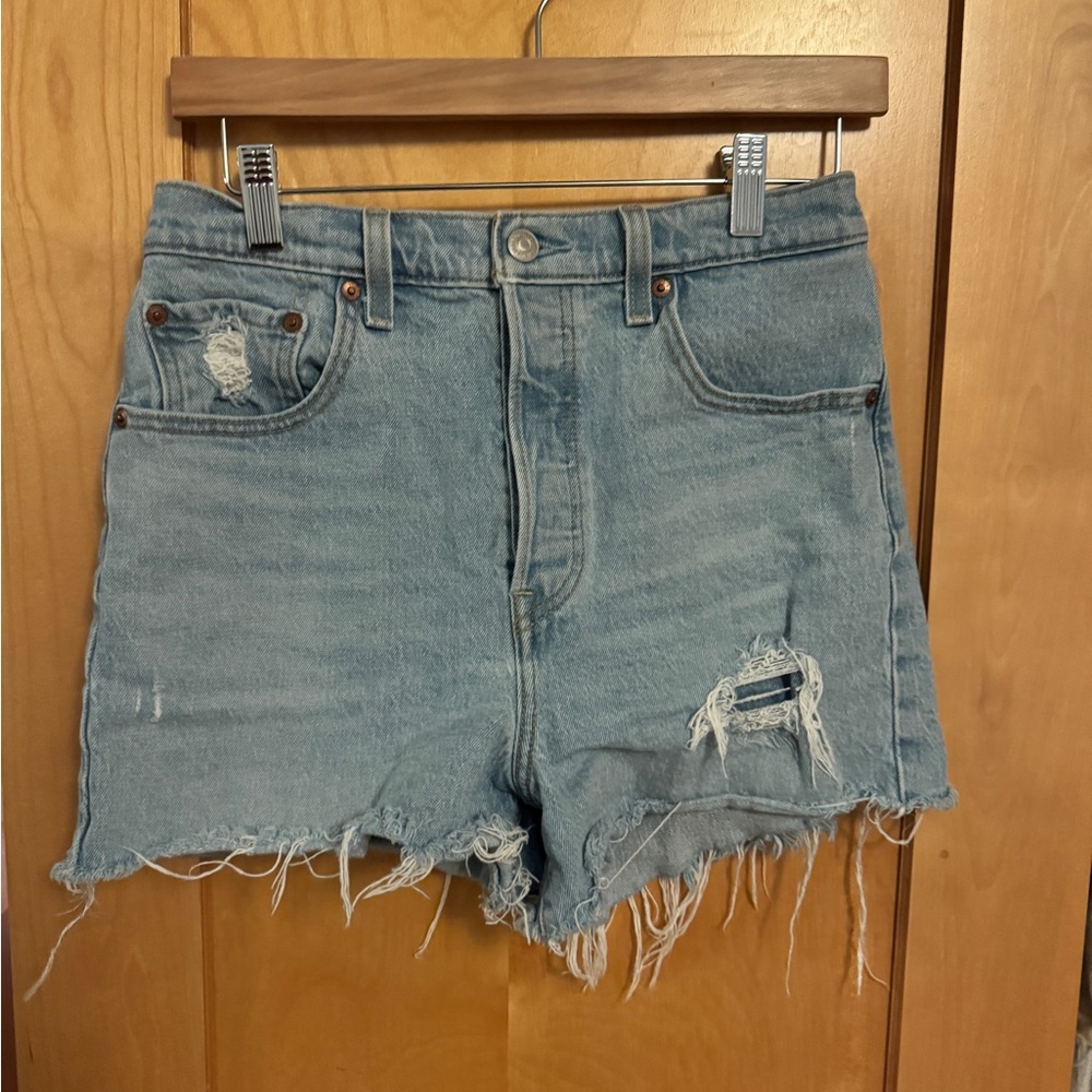 Levi’s Ribcage Denim Shorts